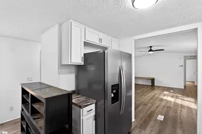 67 Creekwood Drive, Fountain Inn, SC 29644 - Photo 9