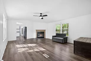 67 Creekwood Dr, Fountain Inn, SC 29644 - Photo 5