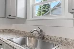 30 Baldwin St, Greenville, SC 29611 - Photo 21