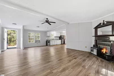 88 Deer Valley Road, Laurens, SC 29360 - Photo 5