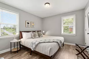 1041 E Perry Rd, Greenville, SC 29609 - Photo 11