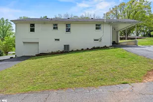 1041 E Perry Rd, Greenville, SC 29609 - Photo 17