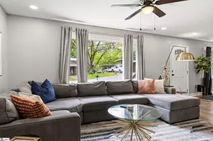 1041 E Perry Rd, Greenville, SC 29609 - Photo 3