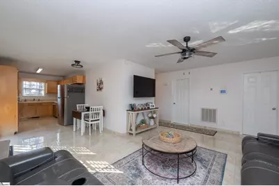 112 Baker Street Extension, Greenville, SC 29611 - Photo 7