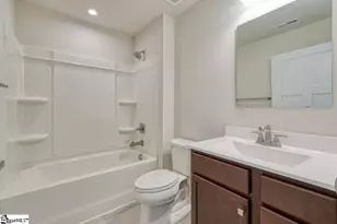 917 Blue Willow Ct, Spartanburg, SC 29302 - Photo 9