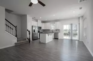 200 Roudwood Dr, Simpsonville, SC 29680 - Photo 3