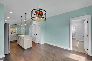 27 Burgess Ave, Greenville, SC 29609 - Photo 15