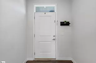 8 Wiltshire Cir, Easley, SC 29642 - Photo 5