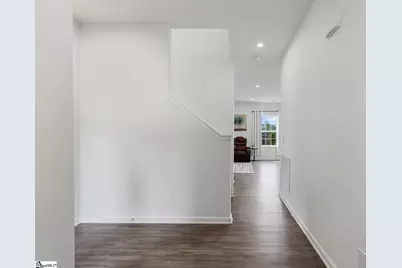 8 Wiltshire Circle, Easley, SC 29642 - Photo 7