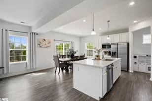 8 Wiltshire Cir, Easley, SC 29642 - Photo 19