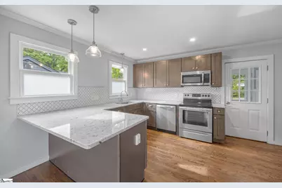 6 Pleasant Ridge Avenue, Greenville, SC 29605 - Photo 13