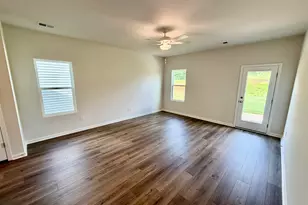12174 Lansbury Dr, Inman, SC 29349 - Photo 7