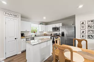 870 Cranbrook Dr, Woodruff, SC 29388 - Photo 9