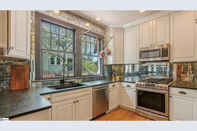 109 E Earle Street, Greenville, SC 29609 - Photo 15