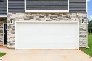 122 Depot Cir, Greenwood, SC 29646 - Photo 3