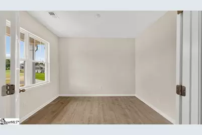 122 Depot Circle, Greenwood, SC 29646 - Photo 7
