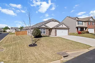 348 Victory Ln, Moore, SC 29369 - Photo 3