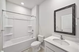 16 Oak Edge Ln, Greer, SC 29651 - Photo 7