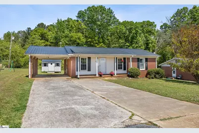 309 E Hampton Avenue, Honea Path, SC 29654 - Photo 1