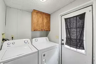 412 Bushy Creek Rd, Woodruff, SC 29388 - Photo 13