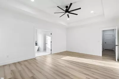 734 New South Court, Wellford, SC 29385 - Photo 15