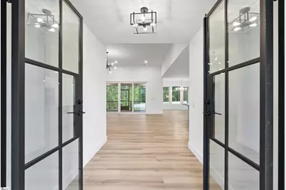 734 New South Court, Wellford, SC 29385 - Photo 3