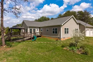 2500 S Blackstock Rd, Landrum, SC 29356 - Photo 7