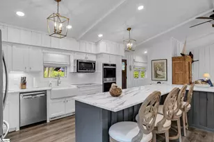 328 Harbor Dr, West Union, SC 29696 - Photo 15