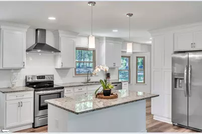 745 Canterbury Trail, Fountain Inn, SC 29644 - Photo 3