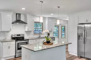 745 Canterbury Trail, Fountain Inn, SC 29644 - Photo 3