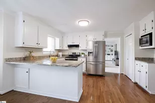 219 E Thistle Ln, Greenville, SC 29615 - Photo 13