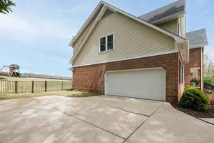 219 E Thistle Ln, Greenville, SC 29615 - Photo 41