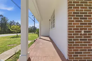 324 Tribble St, Honea Path, SC 29654 - Photo 9