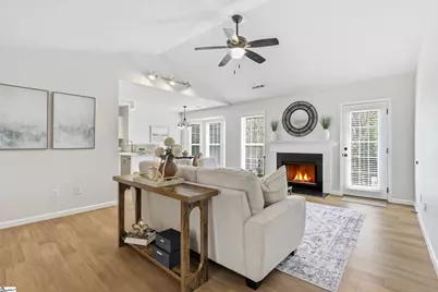 307 Ashridge Way, Simpsonville, SC 29681 - Photo 5