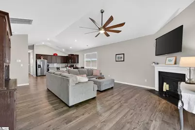 315 Tolbert Drive, Greenwood, SC 29649 - Photo 19