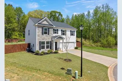 727 Chesterfield Court, Boiling Springs, SC 29316 - Photo 3