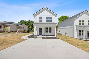 205 Wildwood Dr, Greer, SC 29651 - Photo 1