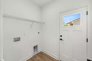 205 Wildwood Dr, Greer, SC 29651 - Photo 9