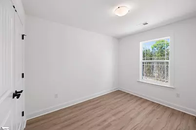 207 Wildwood Drive, Greer, SC 29651 - Photo 13