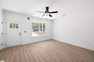 207 Wildwood Dr, Greer, SC 29651 - Photo 3