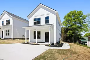 207 Wildwood Dr, Greer, SC 29651 - Photo 1