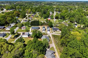 207 Wildwood Dr, Greer, SC 29651 - Photo 33