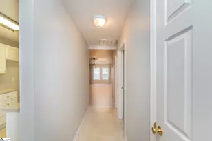 215 E Middlebury Ln, Aiken, SC 29803 - Photo 7