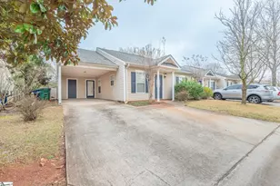 215 E Middlebury Ln, Aiken, SC 29803 - Photo 3