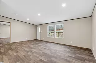 566 Connelly Rd, Pickens, SC 29671 - Photo 5