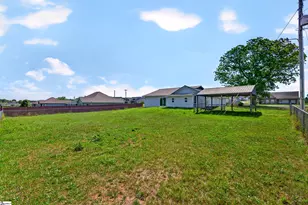 583 Berry Rd, Boiling Springs, SC 29316 - Photo 33