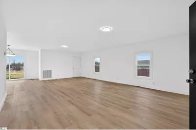 583 Berry Road, Chesnee, SC 29316 - Photo 5