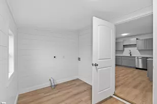 583 Berry Rd, Chesnee, SC 29316 - Photo 13