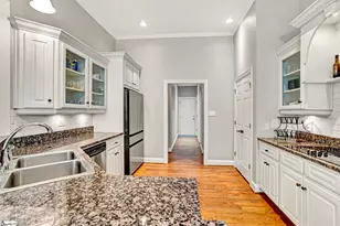 239 Horseshoe Dr, Spartanburg, SC 29306 - Photo 9