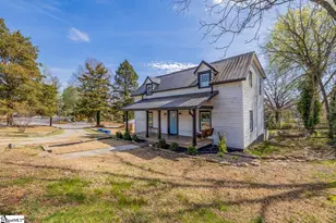 314 Depot St, Campobello, SC 29322 - Photo 3